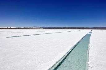 Salinas grandes champs de sel, colline de sept couleurs