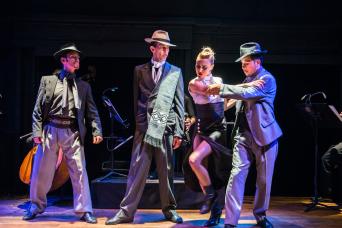 Buenos Aires : dîner spectacle traditionnel à El Querandí