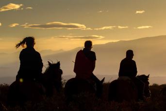 Mendocino Sunset: Équitation