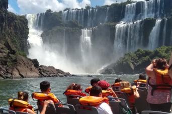 Chutes d'Iguazu : 4x4 dans la jungle et promenade en bateau8