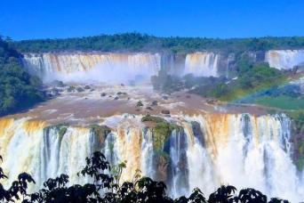 Chutes d'Iguazu : 4x4 dans la jungle et promenade en bateau8