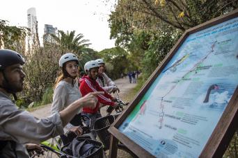 Visite E-Bike City à Palerme et Recoleta