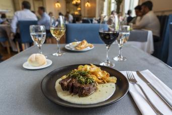 Déjeuner ou dîner à Palacio Paz