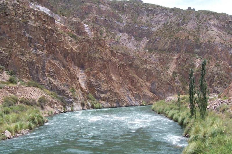 Mendoza: Full-Day Andes Mountains Adventure