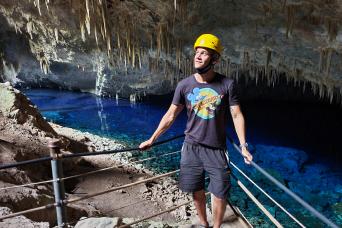 Grotte du lac bleu