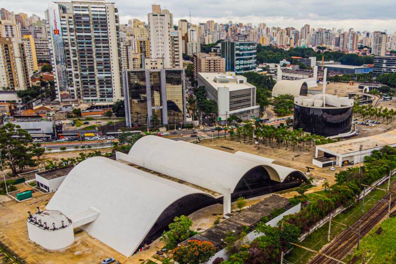 Architecture Tour of São Paulo and its Landscapes