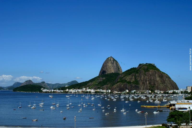 Rio por um dia em tour privado - Visita ao Cristo de van, Pão de Açúcar, Escadaria Selaron e almoço