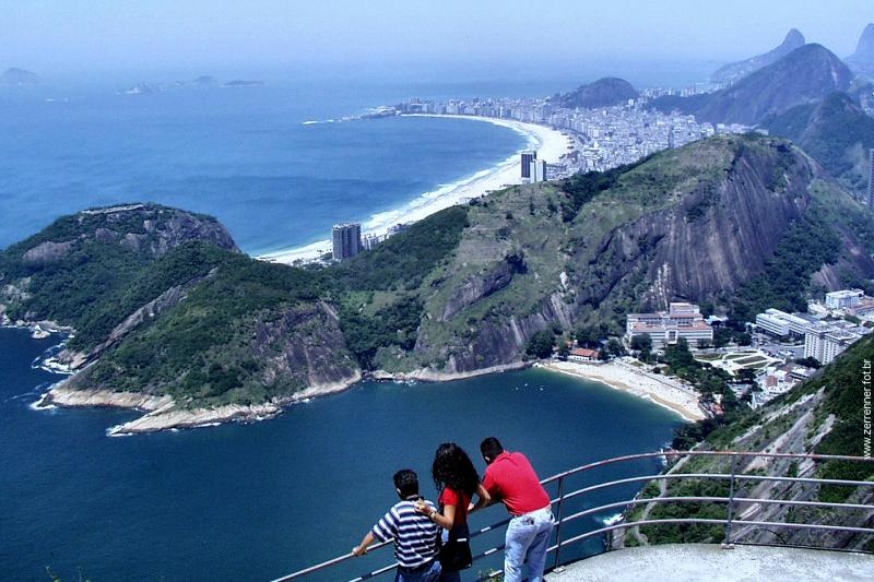 Rio por um dia em tour privado - Visita ao Cristo de van, Pão de Açúcar, Escadaria Selaron e almoço