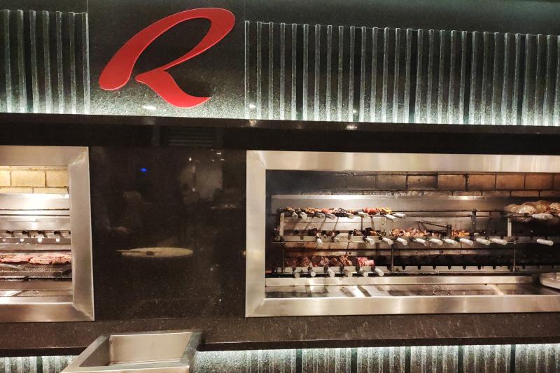 Barbecue Dinner Show at Rafain
