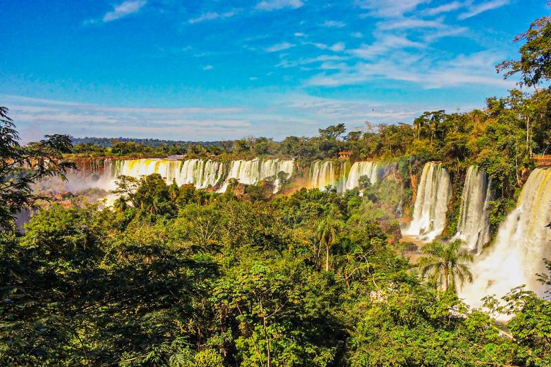 Traslado de ida e volta com cachoeiras brasileiras e argentinas, Hidrelétrica de Itaipu e City Tour