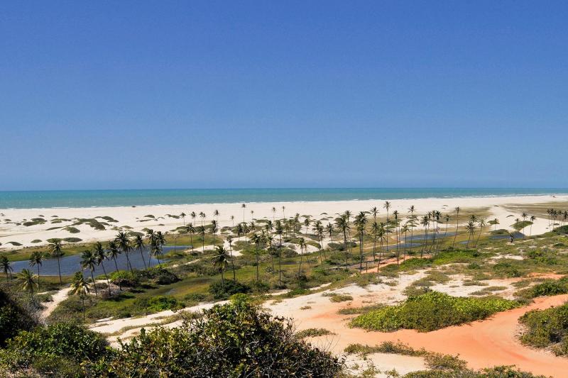 Passeio pela Praia de Águas Belas