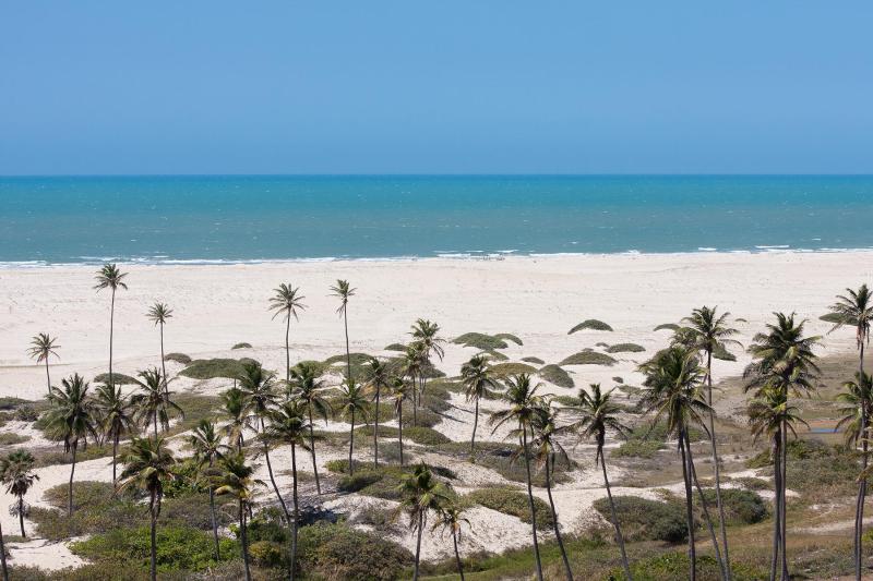Passeio pela Praia de Águas Belas