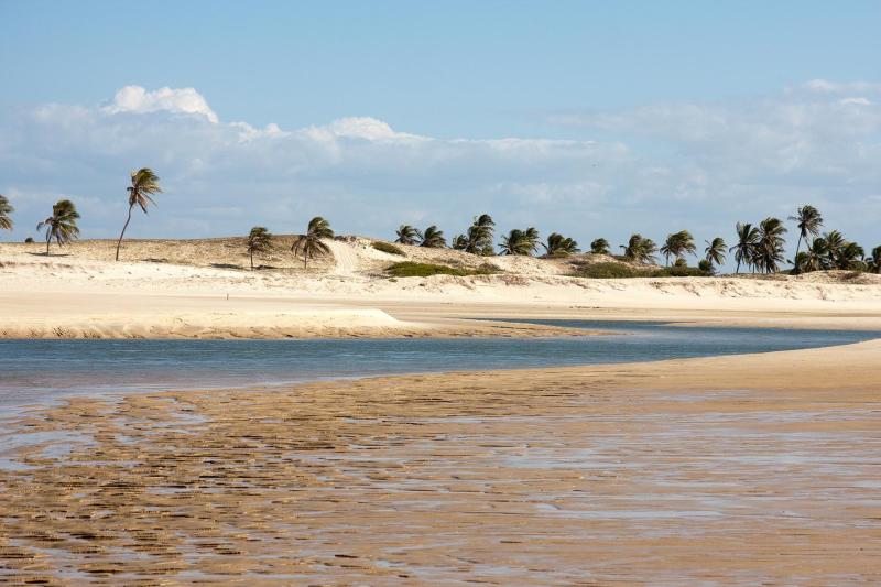 Passeio pela Praia de Águas Belas