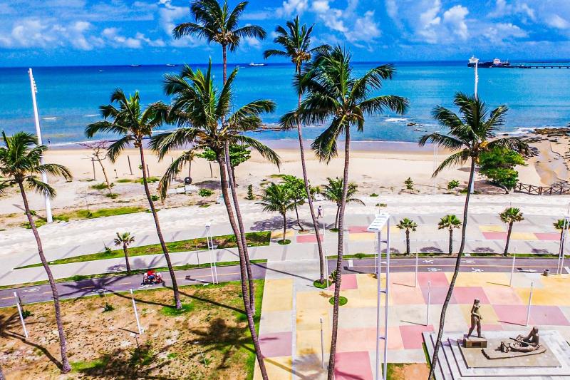 Combo de 3 dias em Fortaleza: City Tour com Praia de Cumbuco, Canoa Quebrada e Morro Branco