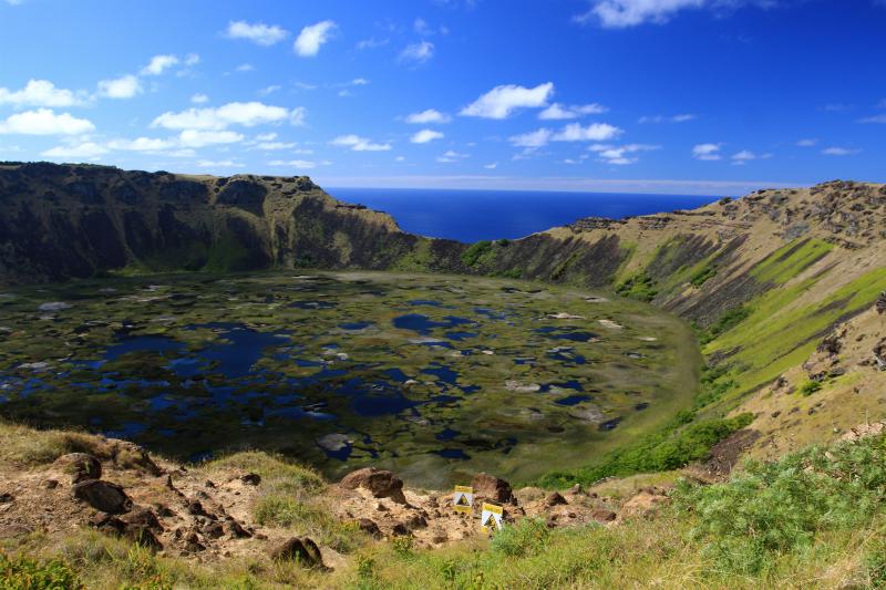 Île de Pâques : excursion à Ahu Akivi, Orongo et la plage d’Anakena
