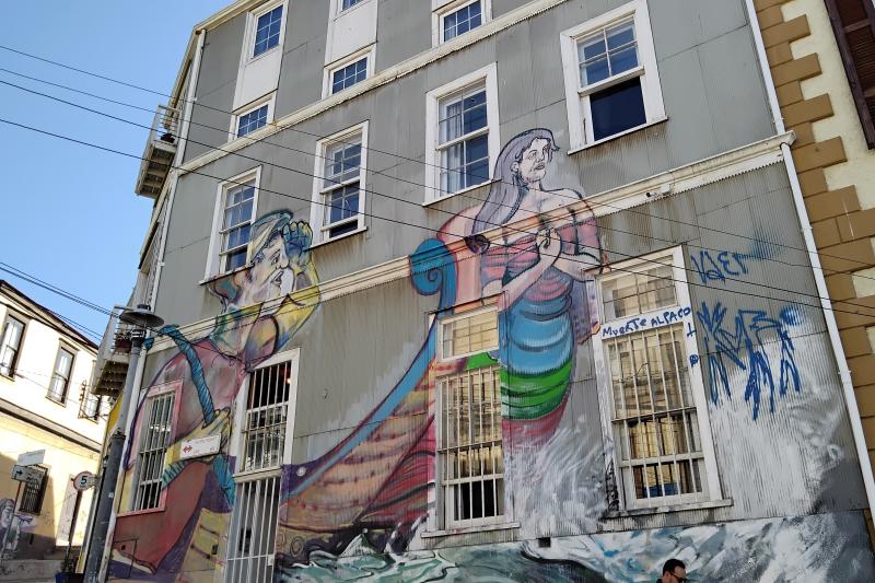 Coastal Viña del Mar & Historic Valparaiso