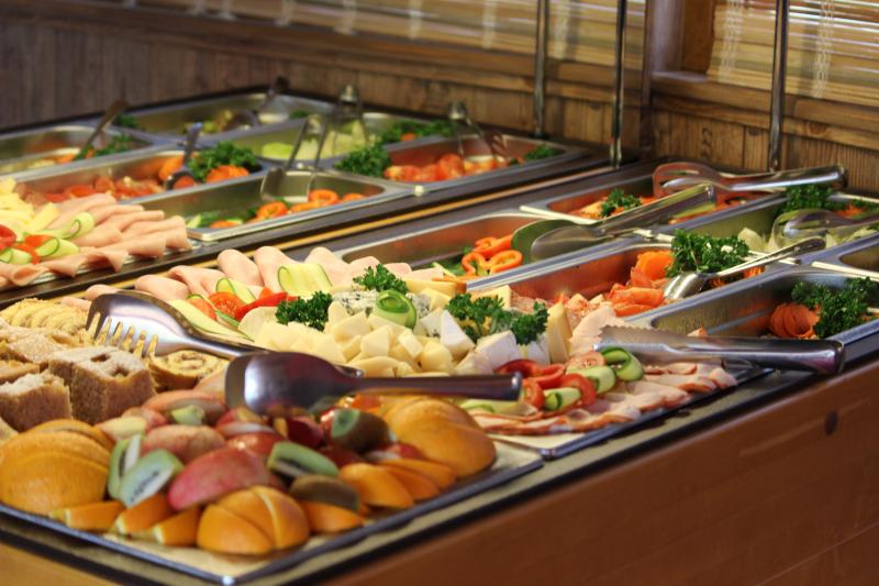 Prague : dîner croisière sur la rivière Vltava