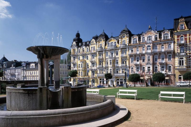 Karlovy Vary et Marianske Lazne :excursion d'une journée avec déjeuner