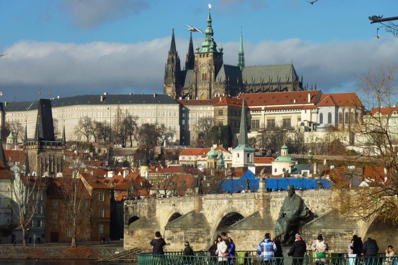 Prague : visite touristique d'une journée avec croisière et déjeuner