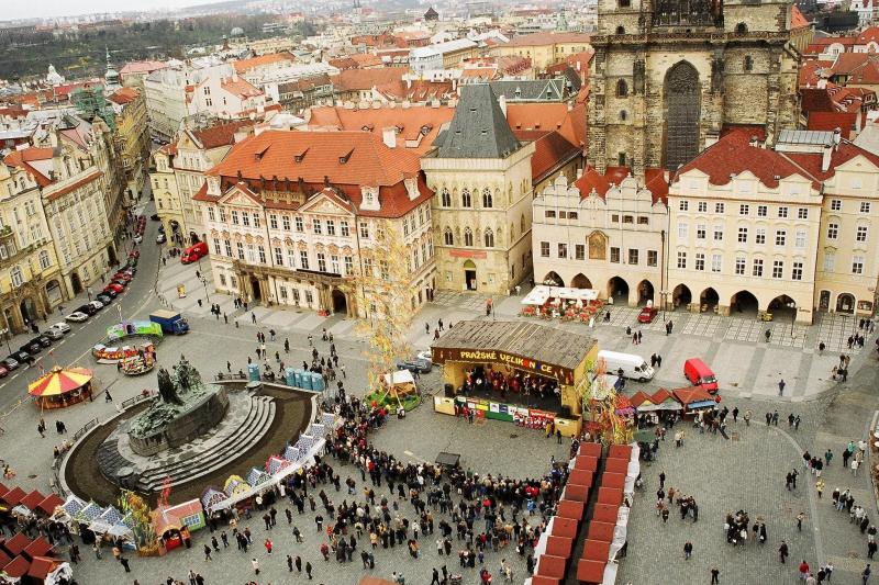 Prague : visite touristique d'une journée avec croisière et déjeuner