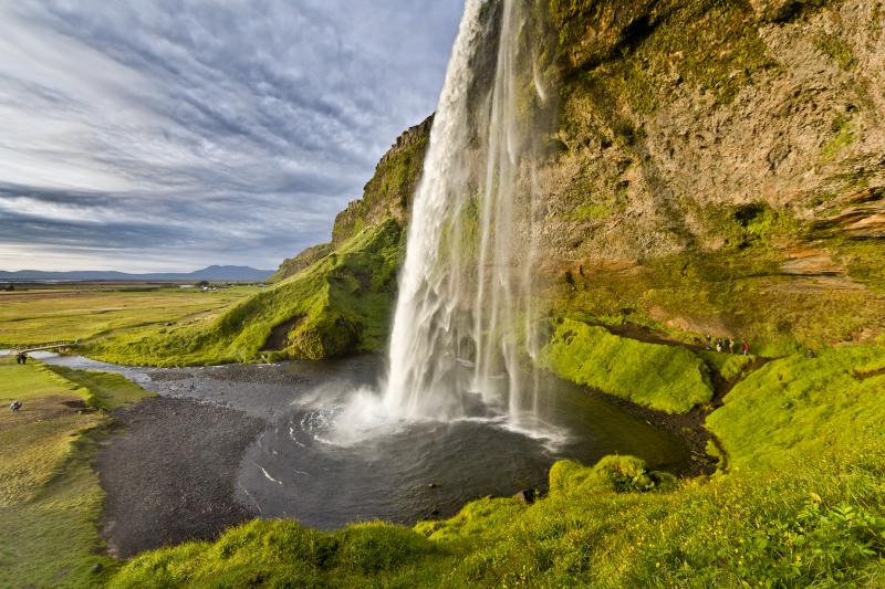 Sud de l'Islande : découverte des cascades et des plages de sable noir