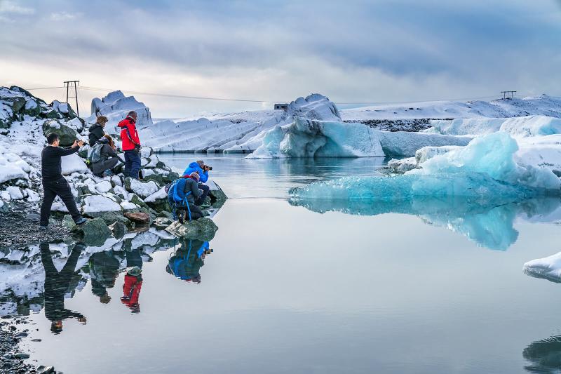 Le paysage unique du lagon est populaire auprès des voyageurs, des photographes et des cinéastes