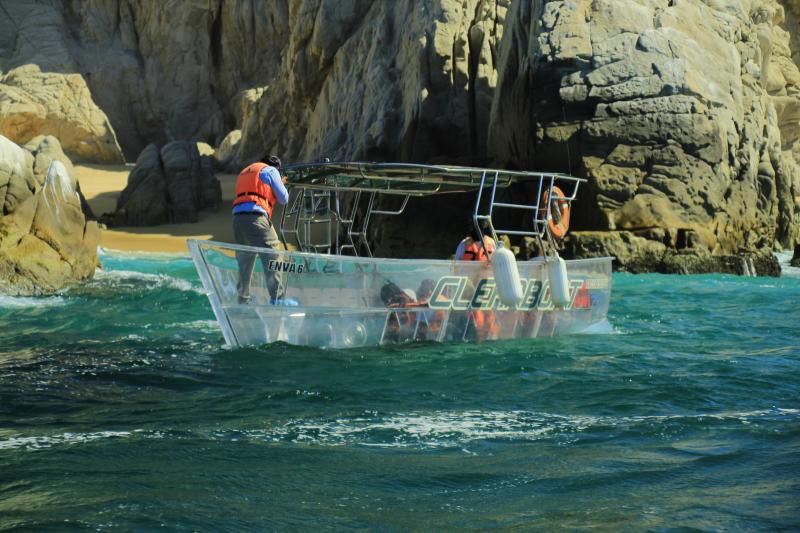 Giro in Barca Trasparente all'Arco di Cabo San Lucas in Piccolo Gruppo - Alloggi in Cabo San Lucas