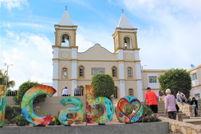 Los Cabos Deluxe City Tour, The Arch and City Walk in Small Group - Accommodations in Cabo San Lucas