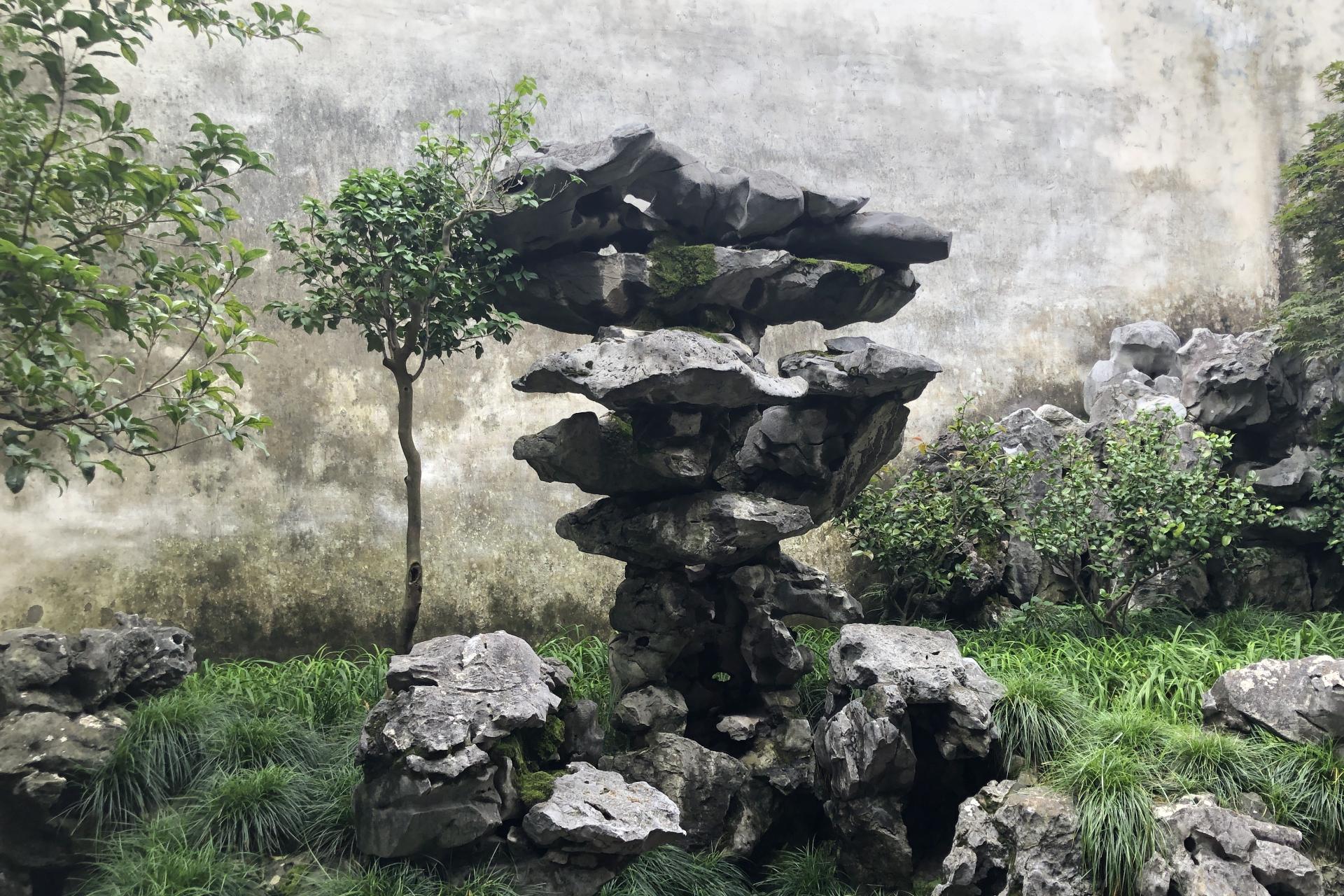 Shanghai Combo City Tour 1: Best of Shanghai Day Tour Suzhou and Zhouzhuang Water Village Day Tour
