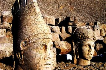 Visite du Nemrut, Trône des Dieux & Haute Mésopotamie