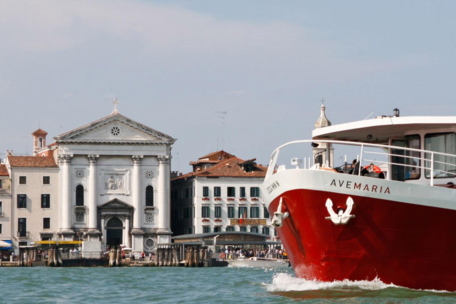 Italy Bike & Boat Venice to Mantova Macs Adventure