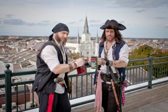 Pirates of the Quarter Tour Joieful