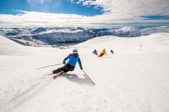 skiing in Myrkdalen