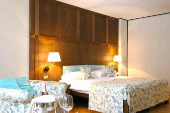 Room of Savoia Palace Hotel