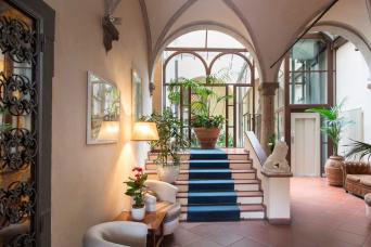 Hotel Leon Bianco