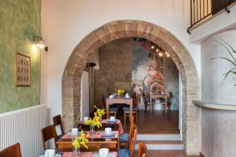 Restaurant at Hotel Leon Bianco
