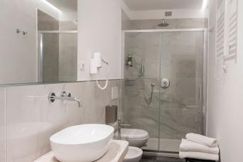 Bathroom at Hotel Antico Pozzo