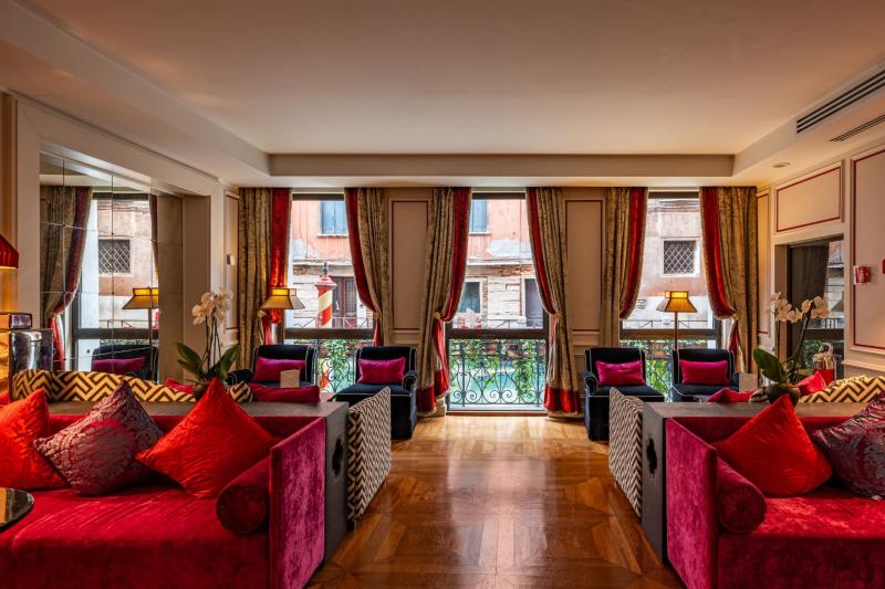 Lounge Bar at Starhotel Splendid Venice