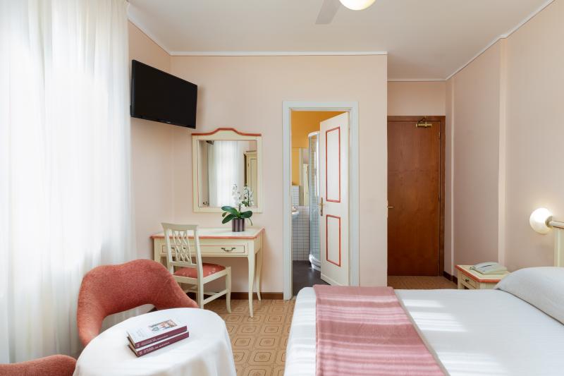 Classic Room Lake Garda