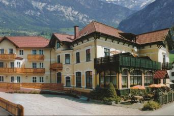 Salzkammergut one week hiking holiday