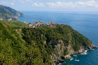 self-guided walking holiday Liguria
