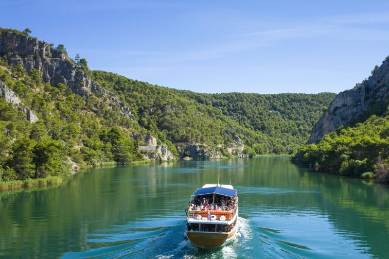 From Omiš: Krka National Park Tour with a local guide & wine tasting with Gray Line Croatia