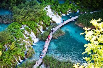 From Omiš: Plitvice Lakes National Park Guided Tour