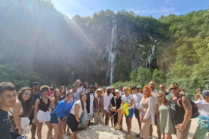 From Omiš: Plitvice Lakes Guided tour with Entrance Ticket Included
