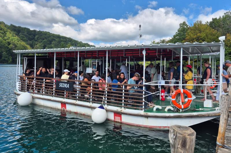 Group Transfer from Zagreb to Omiš with entrance ticket to Plitvice Lakes