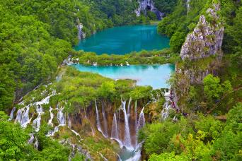 Group Transfer from Omiš to Zagreb with entrance ticket to Plitvice Lakes