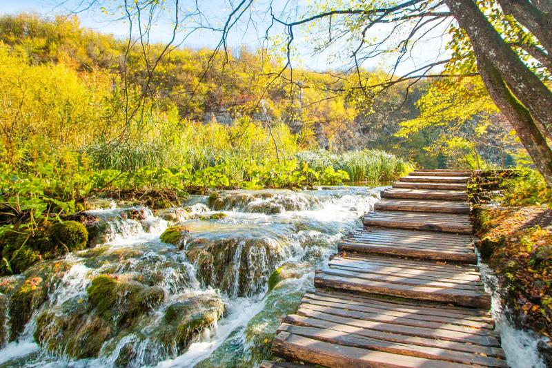 Group Transfer from Omiš to Zagreb with entrance ticket to Plitvice Lakes