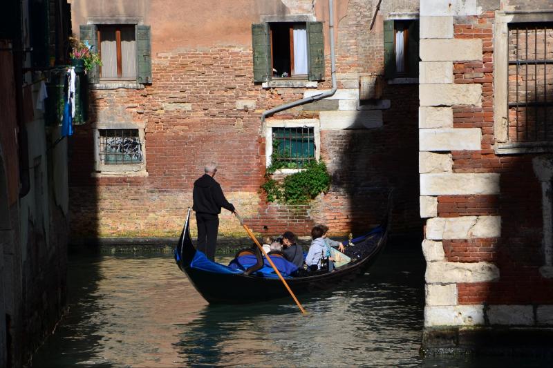 Venise : tour privé romantique en gondole avec pick-up